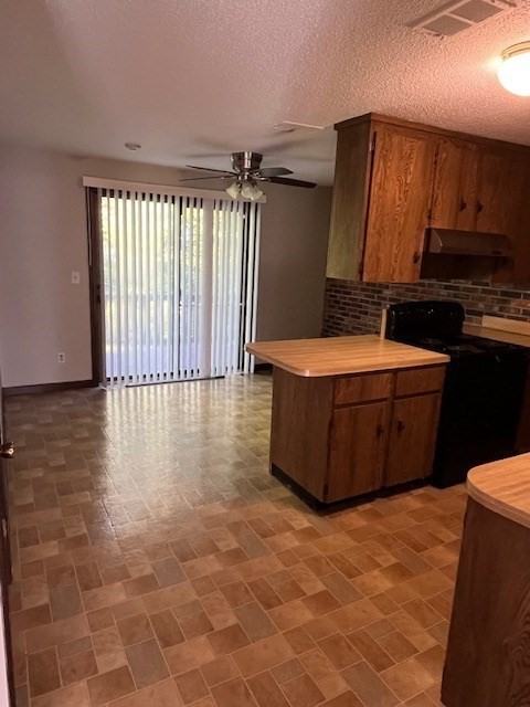 3 Pinebrook Ln #3 - Photo 2 of 16