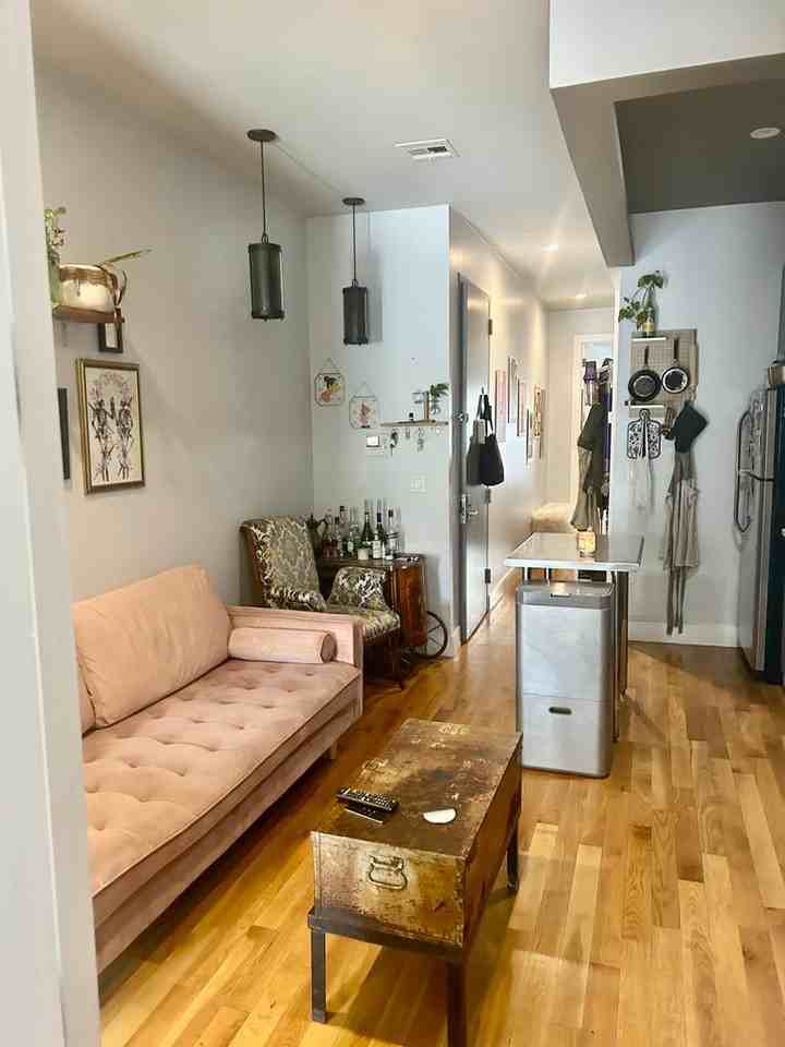 1120 Willoughby Ave #2R - Photo 2 of 22