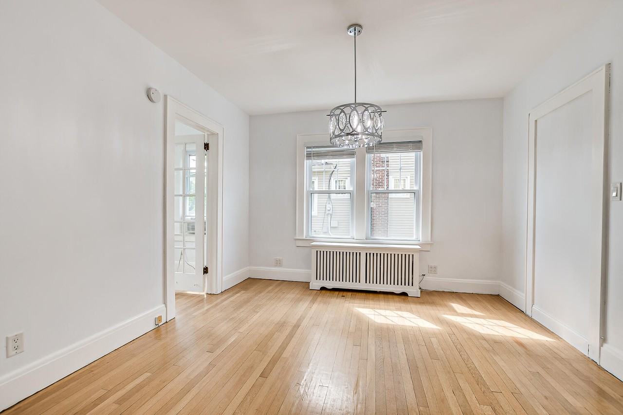 364 Brightwood Ave #NA - Photo 5 of 24