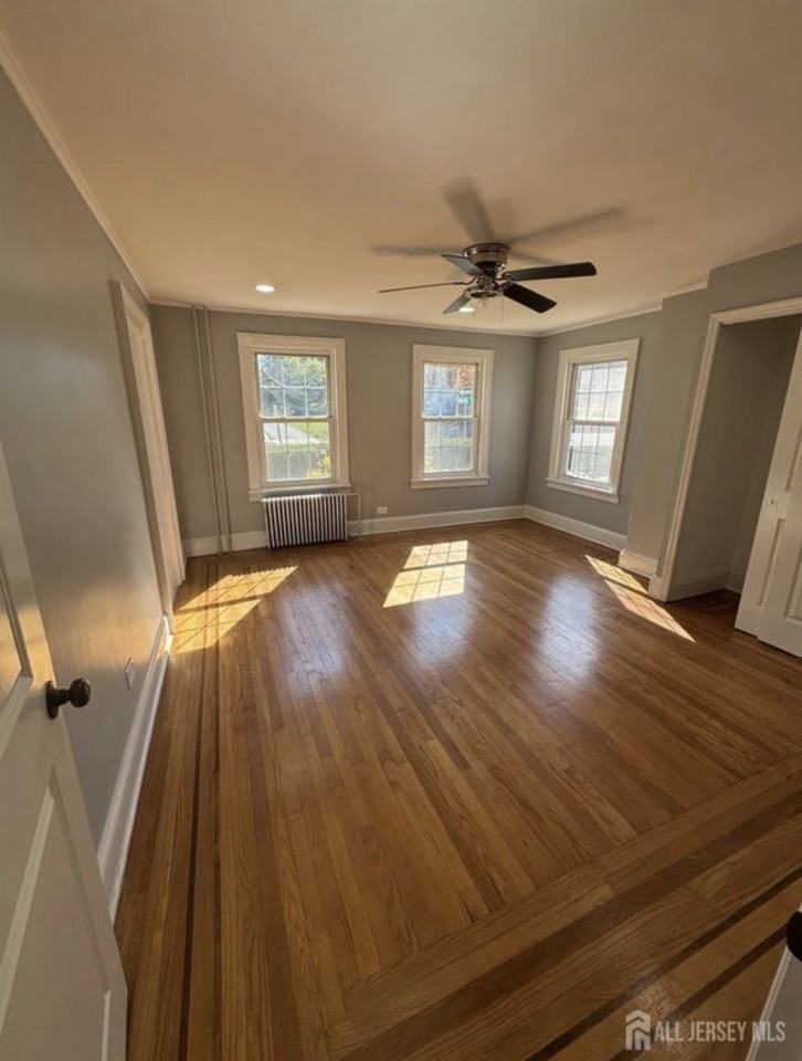 139 Main St #NA - Photo 2 of 13