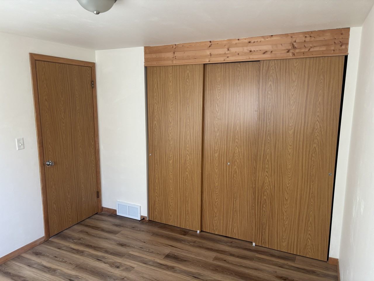 1117 Melrose Ct #1 - Photo 4 of 9