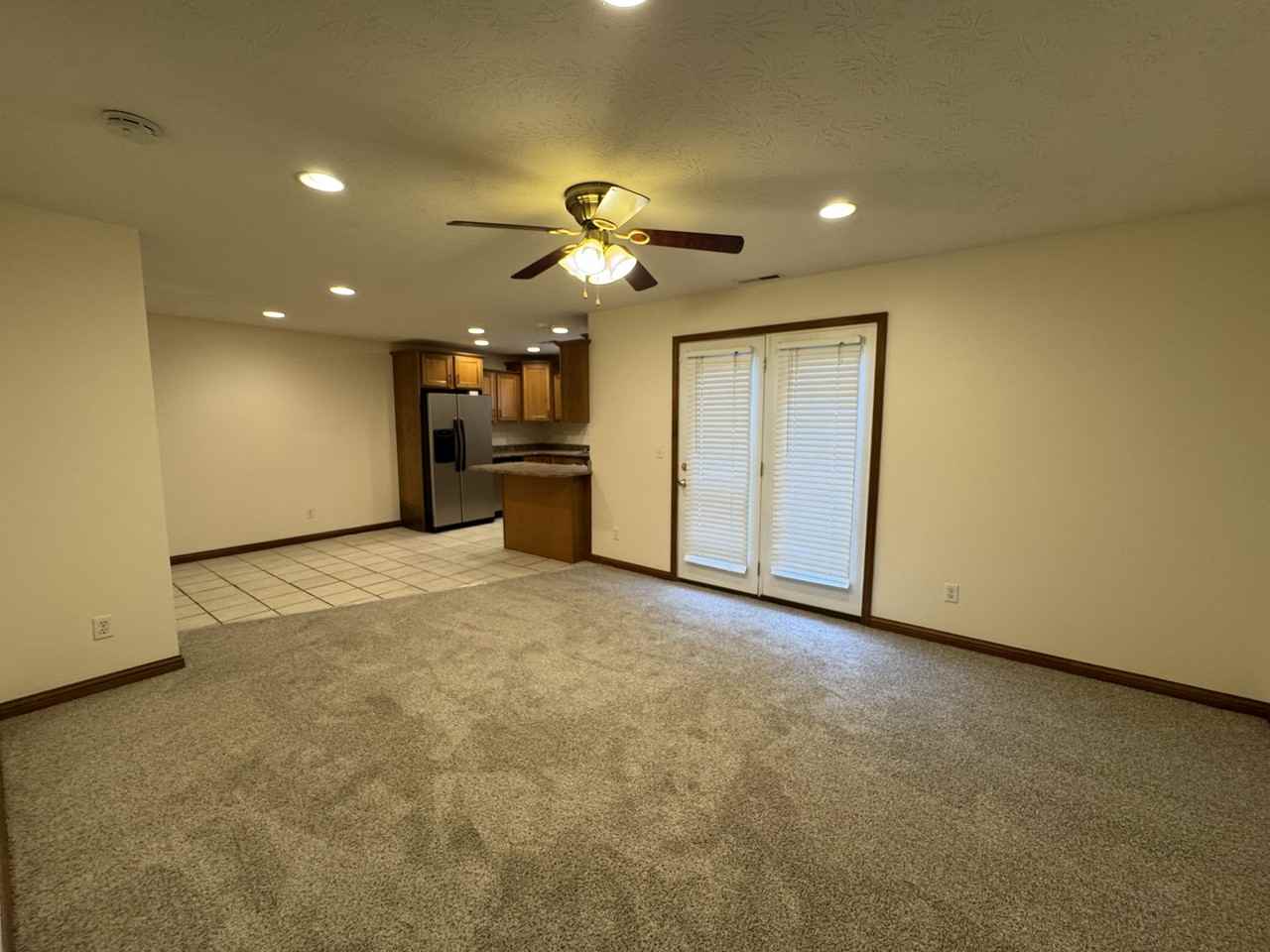 5357 Midway Dr #122 - Photo 4 of 21