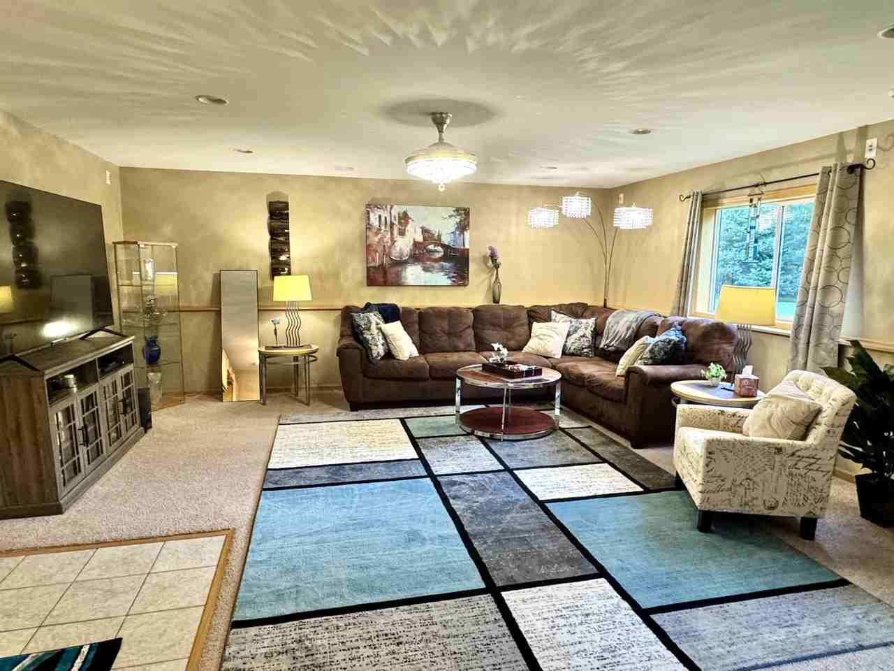 333 Pebble Road North #NA - Photo 2 of 14