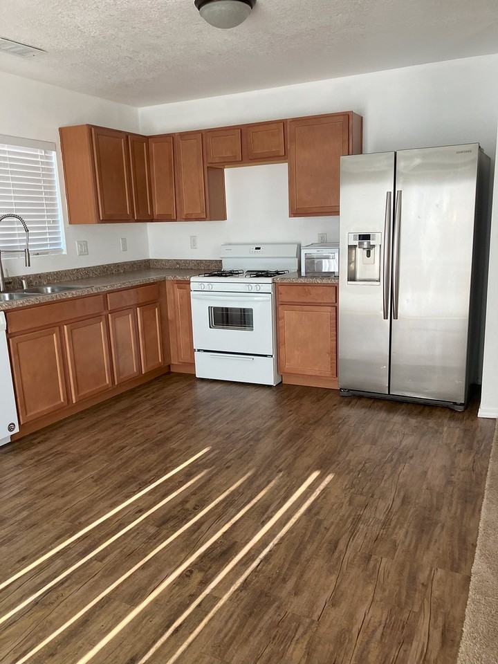7616 Stadler Ave Nw #NA - Photo 3 of 9