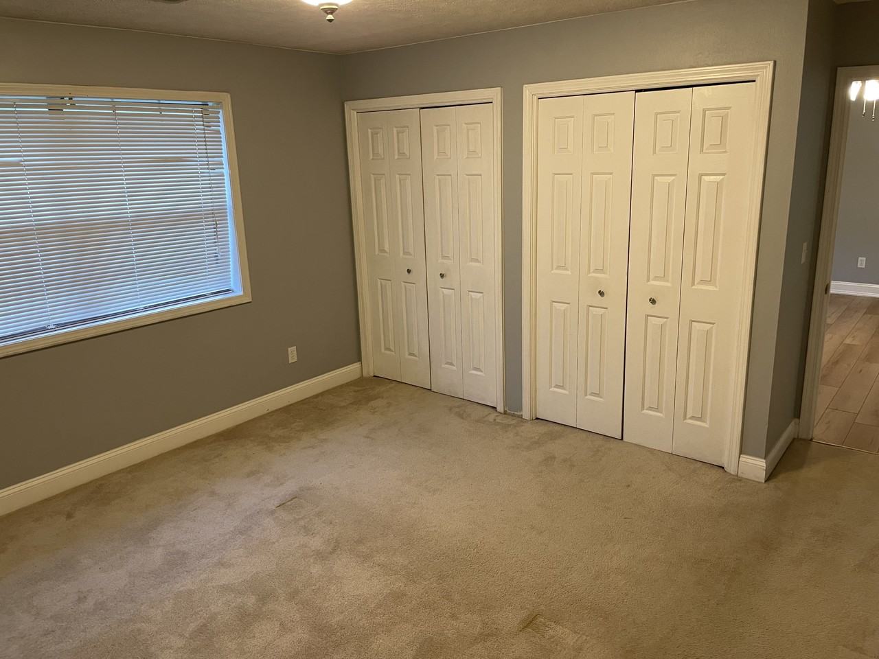 White Oak Condo - Photo 3 of 8