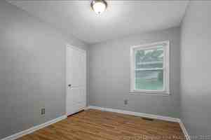 featured image of 1109 Odom Dr #3