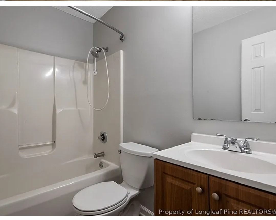 1109 Odom Dr #3 - Photo 2 of 5