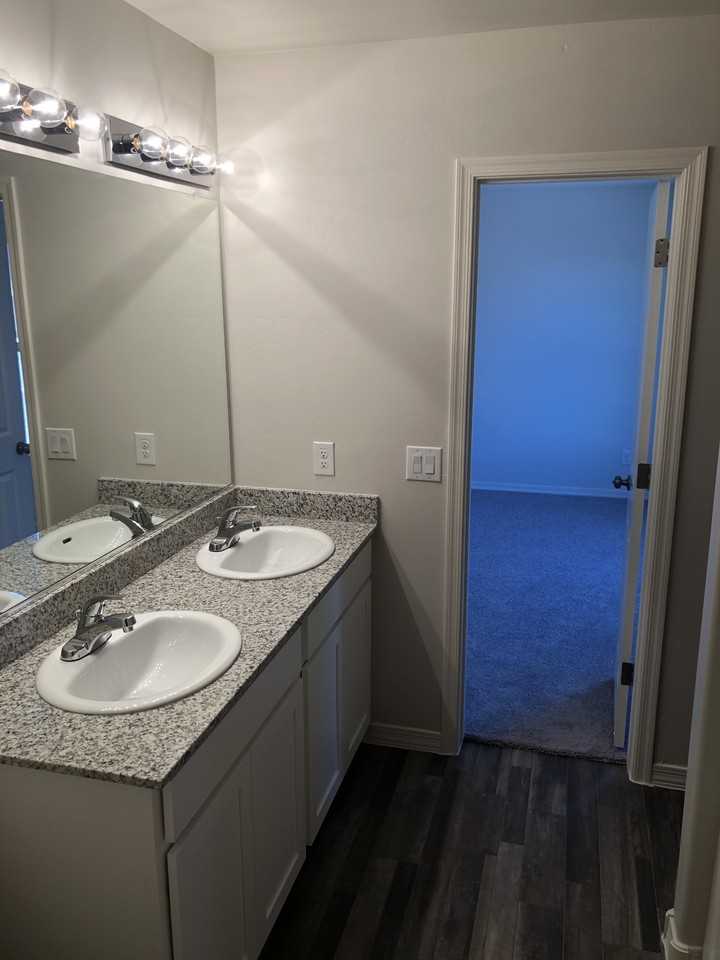 1628 Paige Dr #NA - Photo 4 of 12