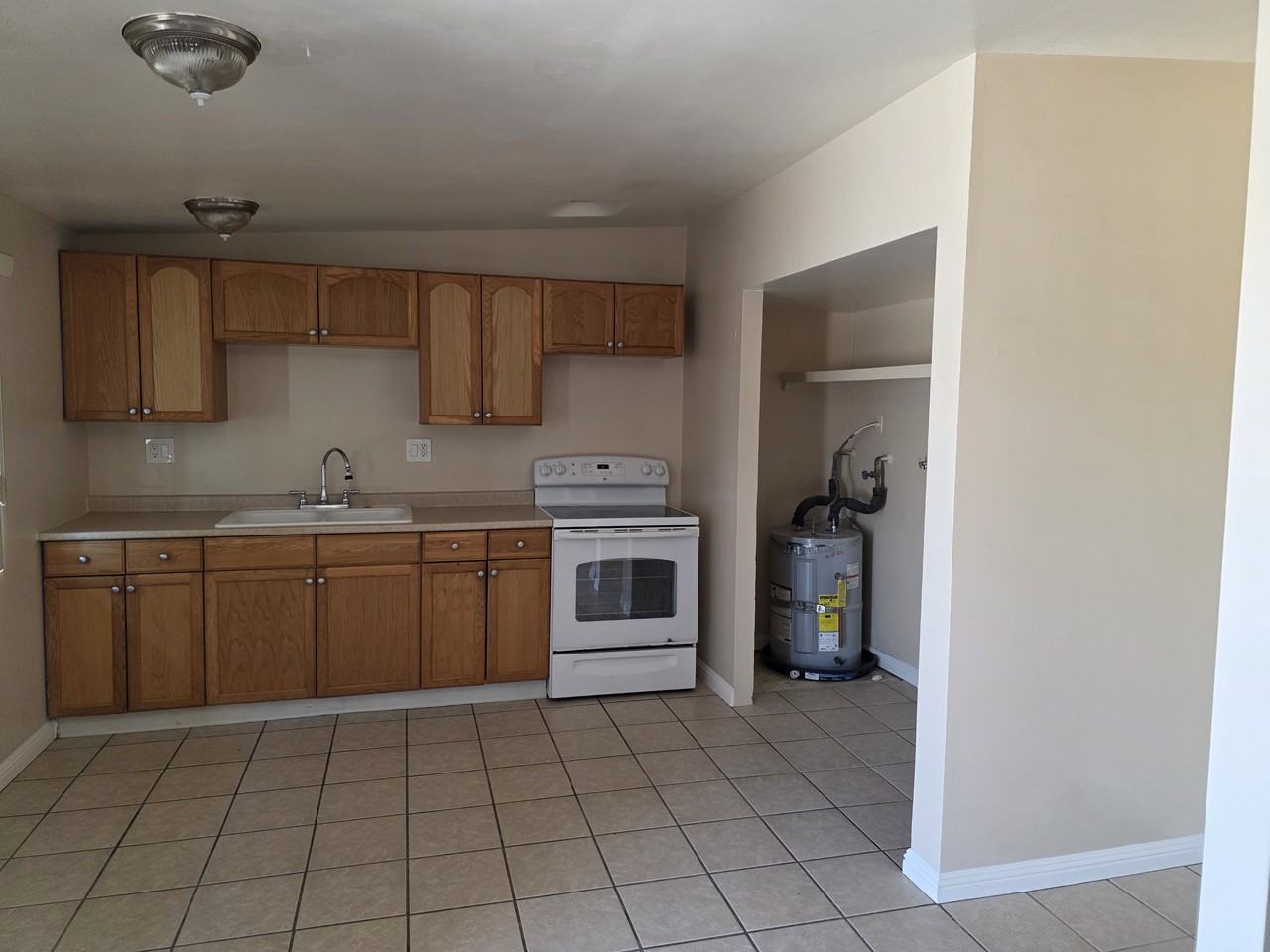 6553 Desert Queen Ave #NA - Photo 5 of 11
