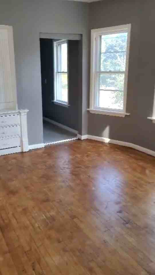 312 E Townsend St #312 - Photo 3 of 18