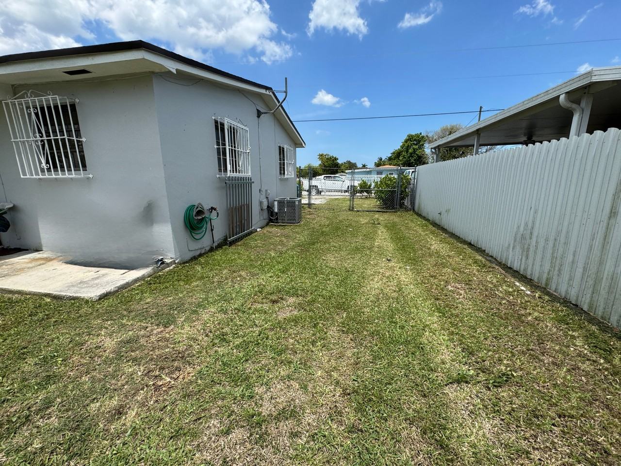 17472 17472 Sw 105th Ave #17472 - Photo 2 of 32