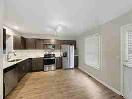 featured image of 2203 Center St #B