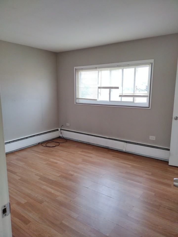 3203 Saint Charles Rd #1 - Photo 4 of 12