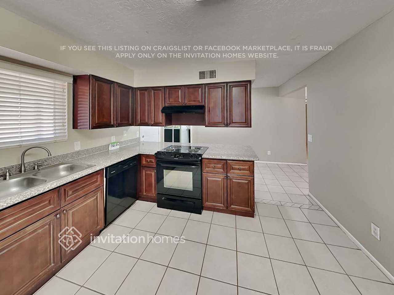 9534 E Decatur St - Photo 5 of 18