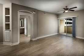 400 W Commerce St #0 - Photo 4 of 4