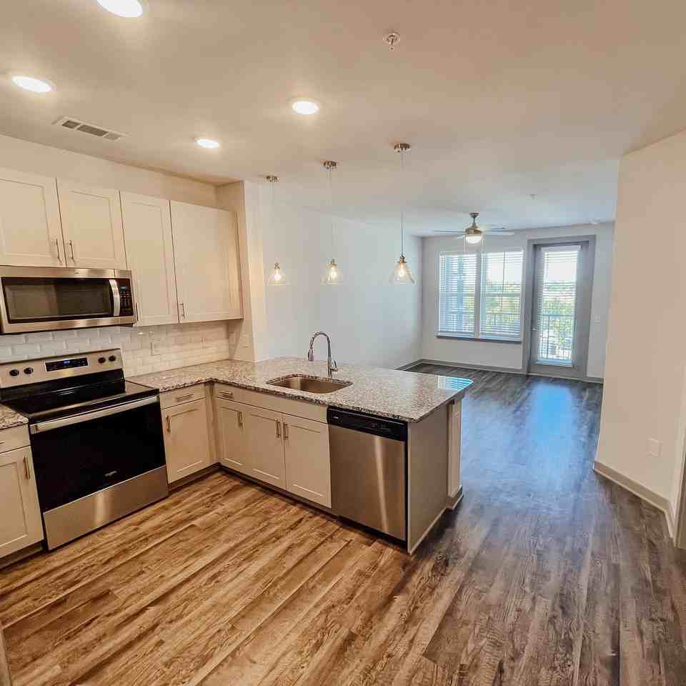 1614 Hill St 906 N Hwy 161 #0 - Photo 4 of 5