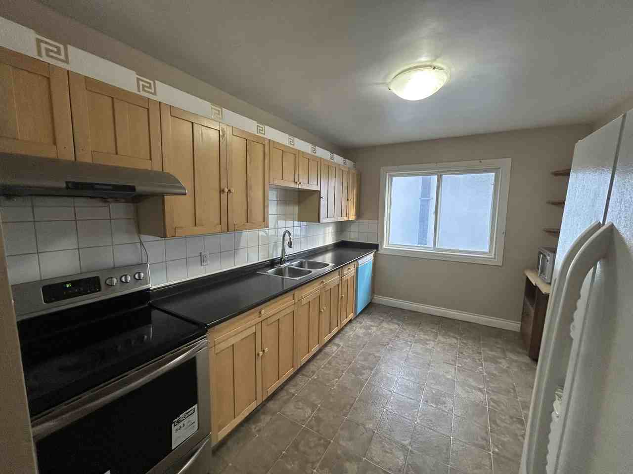 99 Thorndale Avenue - Photo 6 of 50