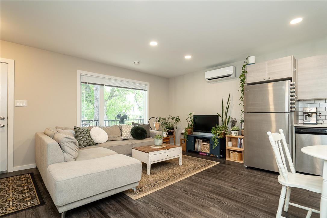 427 Saint Jean Baptiste Street - Photo 2 of 9