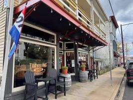 featured image of 302 W Potomac St