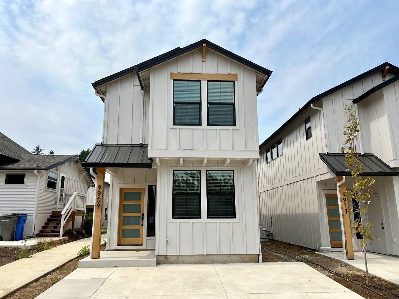 9909 Ne 46th Ct - Photo 2 of 20