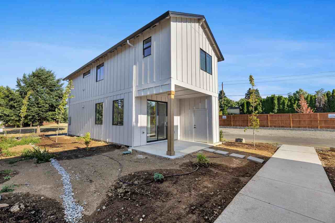 9909 Ne 46th Ct - Photo 7 of 20