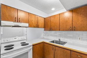 featured image of 2526 Adams Ave