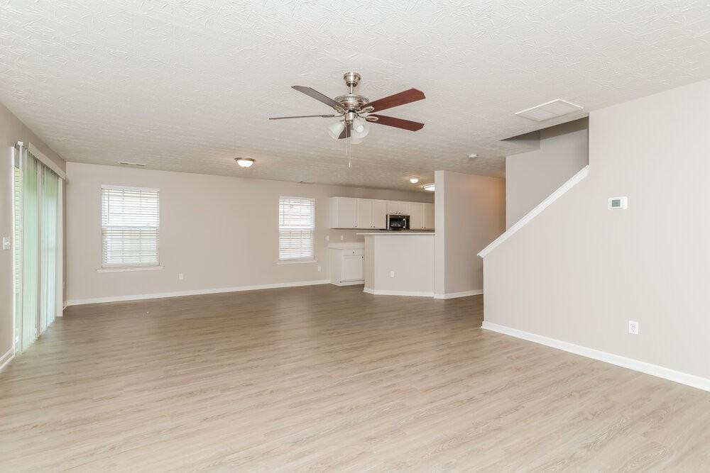 5716 Sable Way - Photo 4 of 17