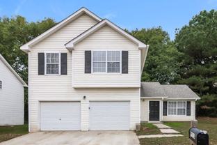 2915 Russ Ln - Photo 1 of 1