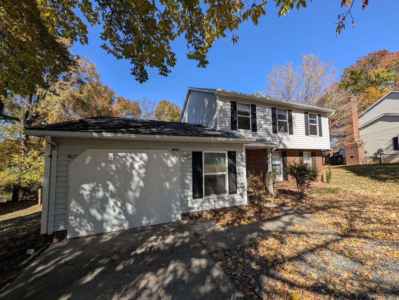 2213 Flint Glenn Ln - Photo 5 of 43