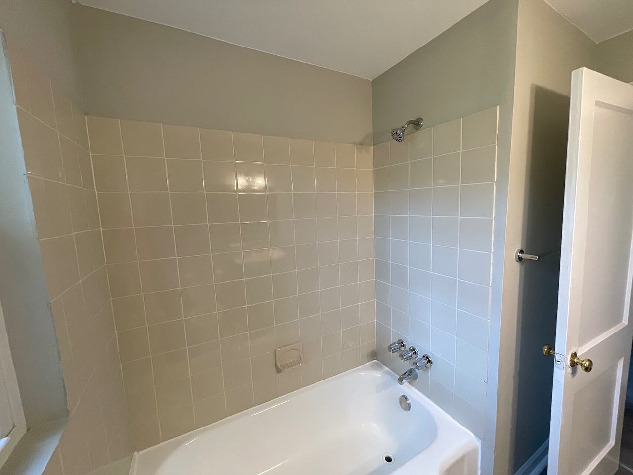 4111 Glory St - Photo 7 of 50