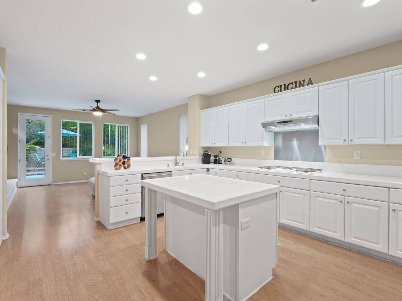 25517 Sinclair Place - Photo 7 of 24