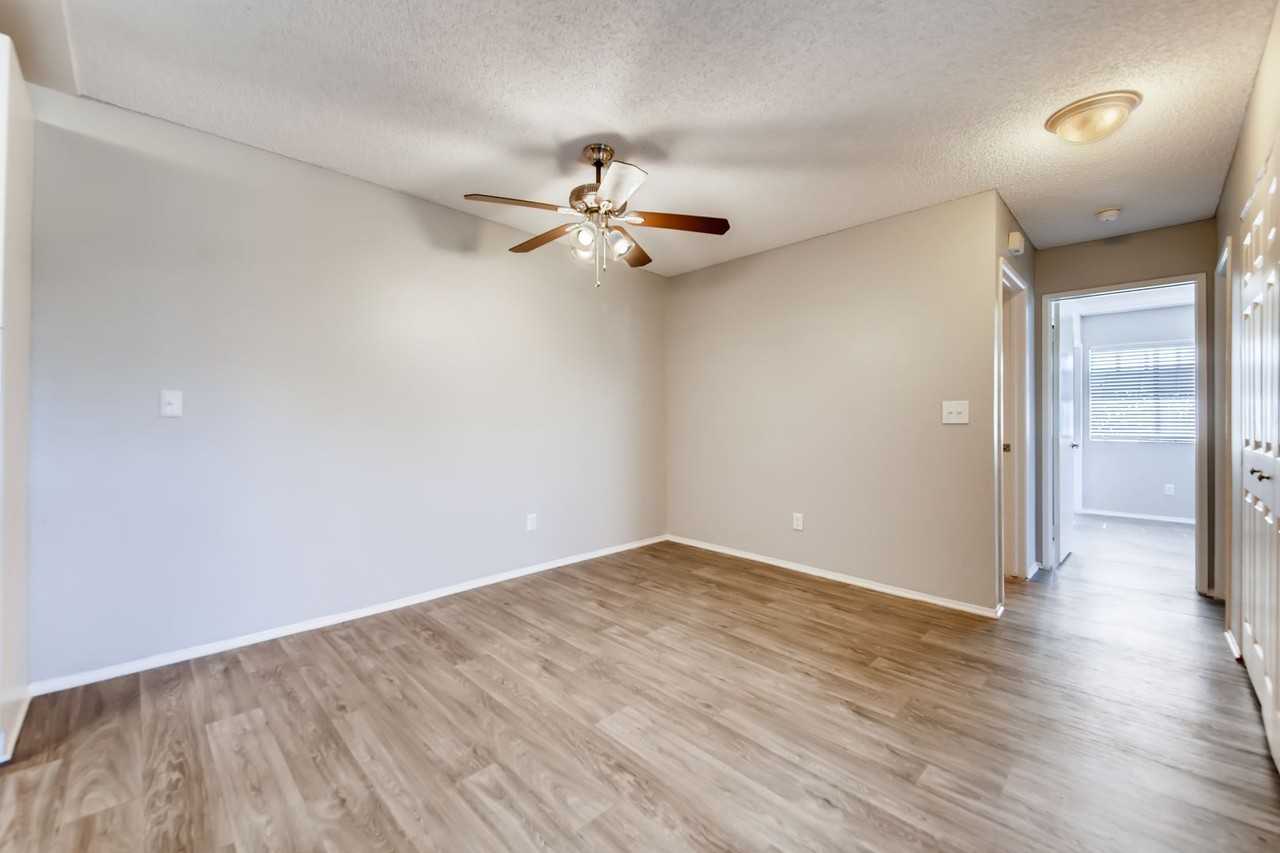 The Avenue at San Marcos - Photo 4 of 10