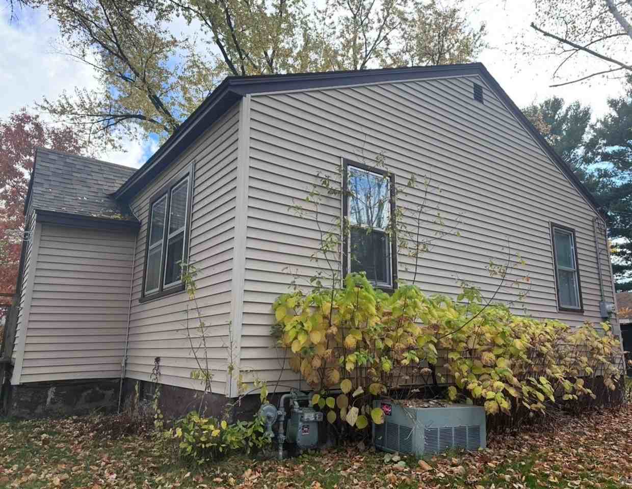 801 Lake View Dr - Photo 2 of 26