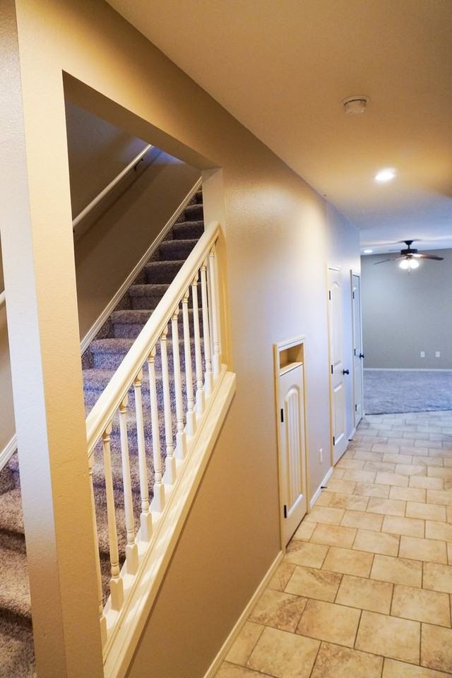 1596 S Goebel St - Photo 3 of 17