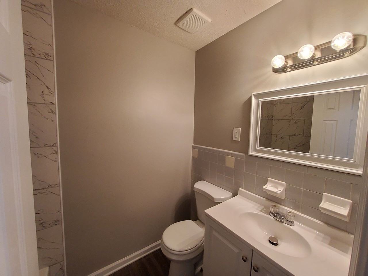 3979 Longsneck Ave - Photo 5 of 9