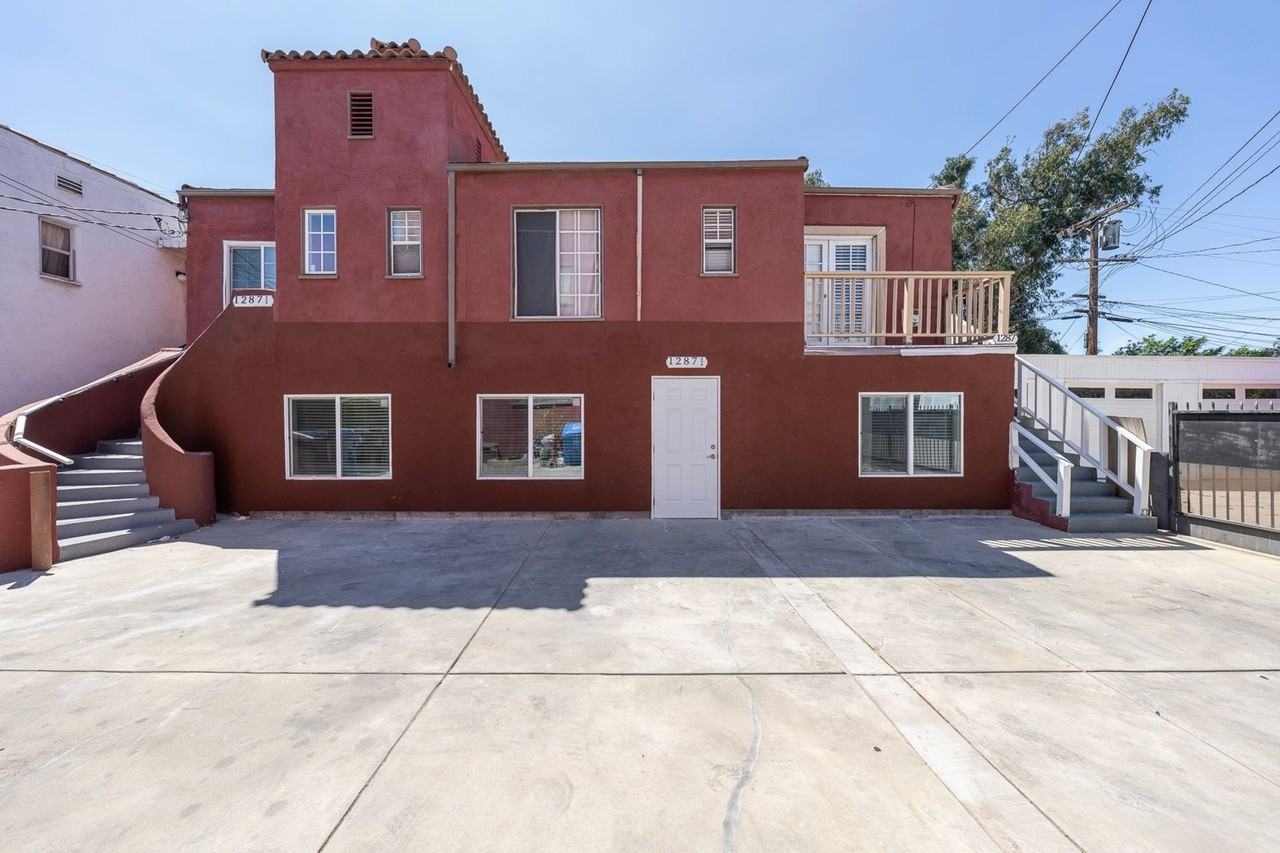 1287 Queen Ann Pl - Photo 2 of 3