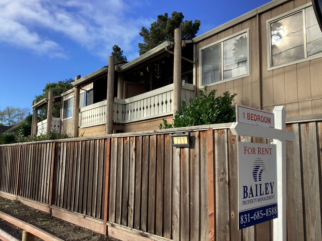 711 Seabright Avenue - Photo 2 of 2