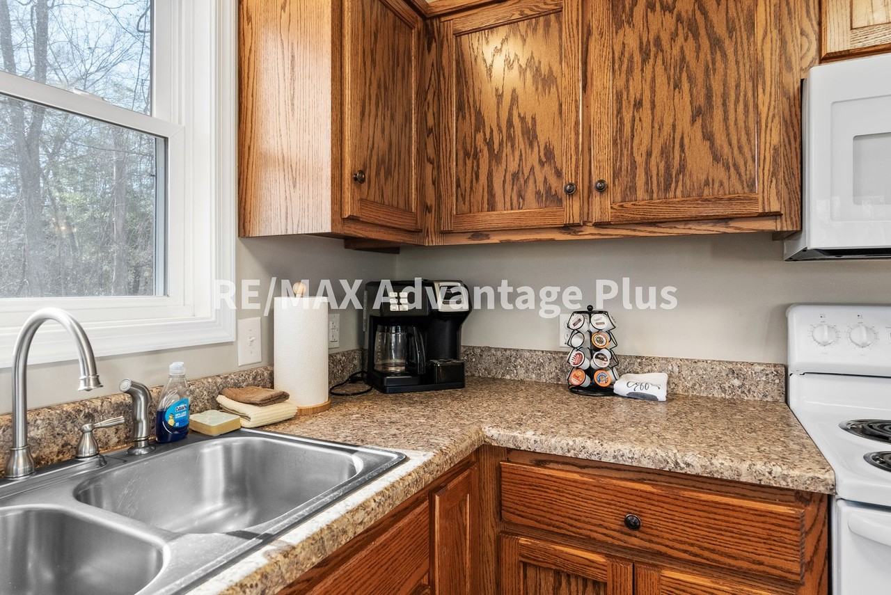 107 Germantown Rd - Photo 3 of 27