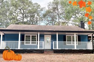 165 Fieldstone Dr - Photo 1 of 1