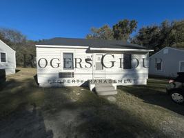 featured image of 836 Lamb St