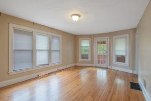 featured image of 519 Clarendon St