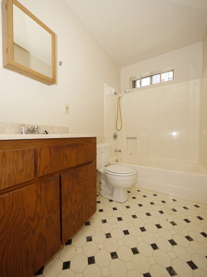 41 Veterans Ln - Photo 5 of 8