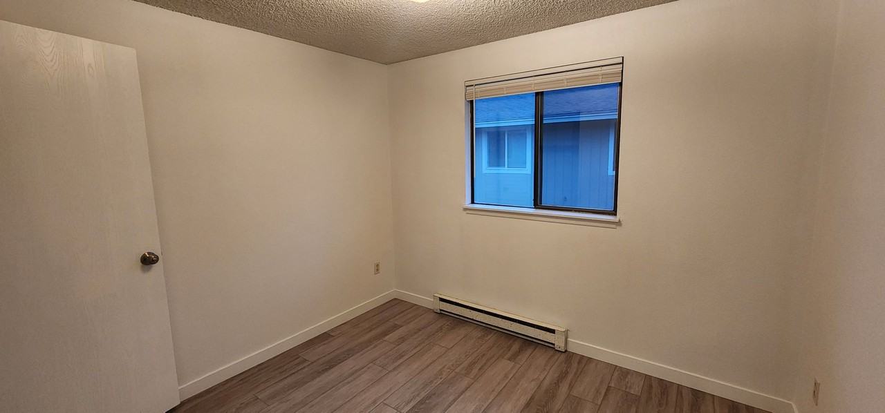 508 N Walker St #3 - Photo 7 of 12