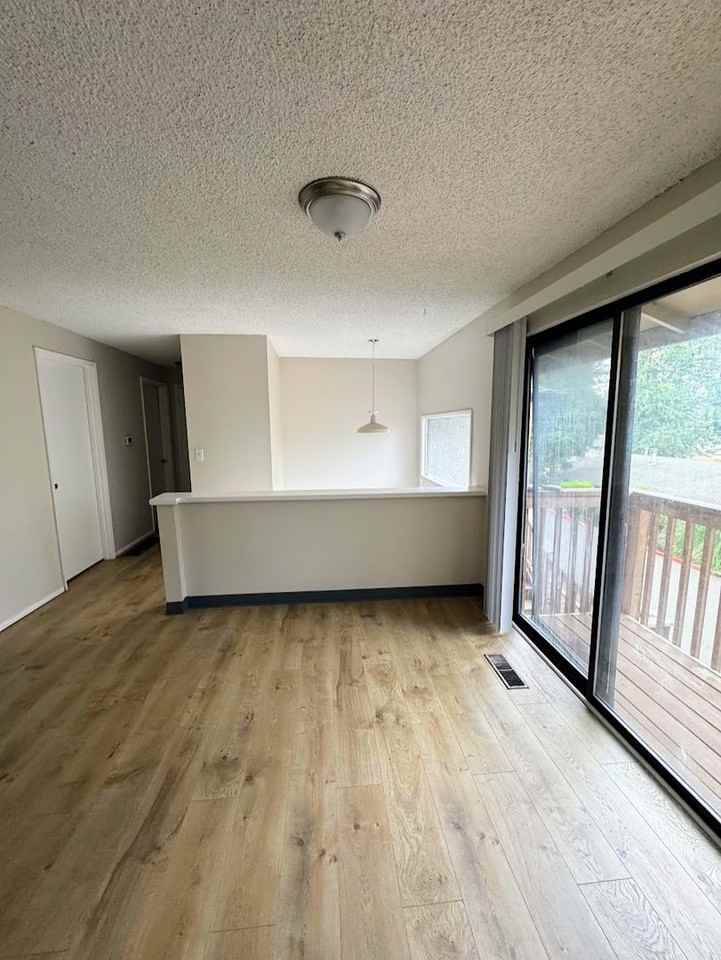 17788 Webster Rd - Photo 5 of 23