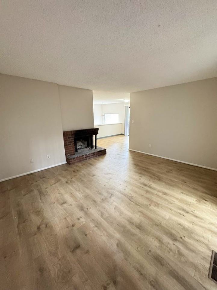 17788 Webster Rd - Photo 6 of 23