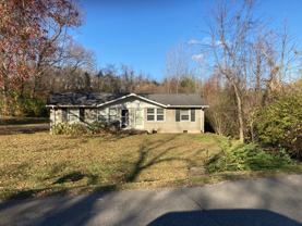 Donelson Duplex Near Airport - Photo 1 of 1