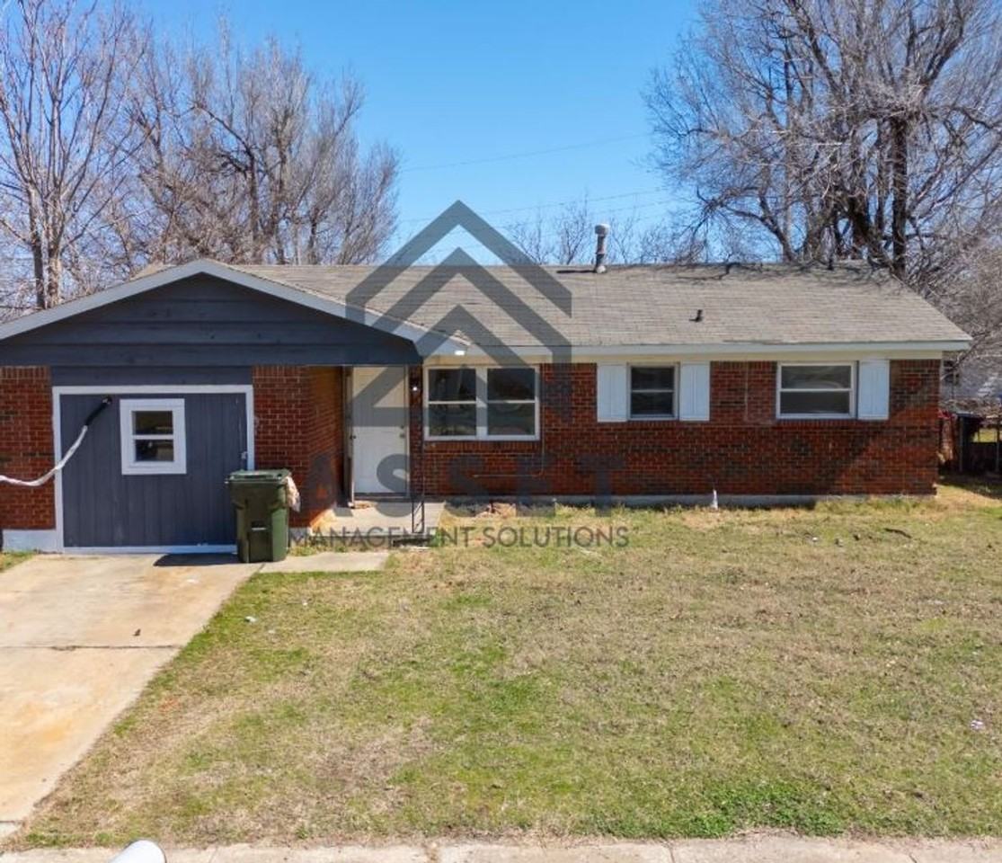 1216 Mcgregor Dr - Photo 2 of 21