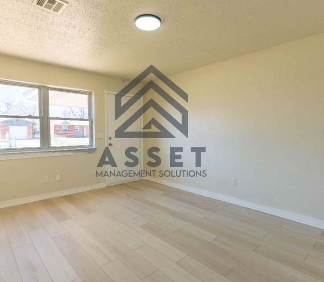 1216 Mcgregor Dr - Photo 6 of 21