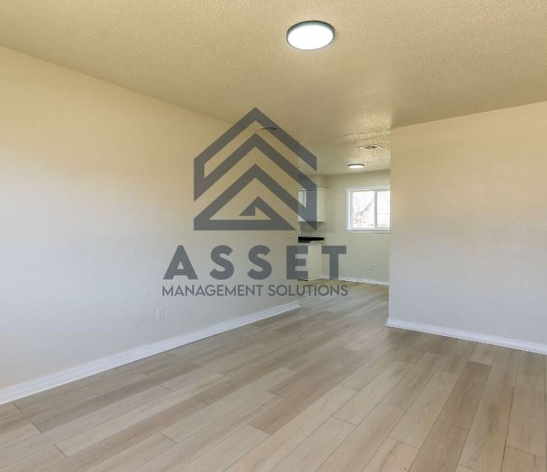 1216 Mcgregor Dr - Photo 7 of 21