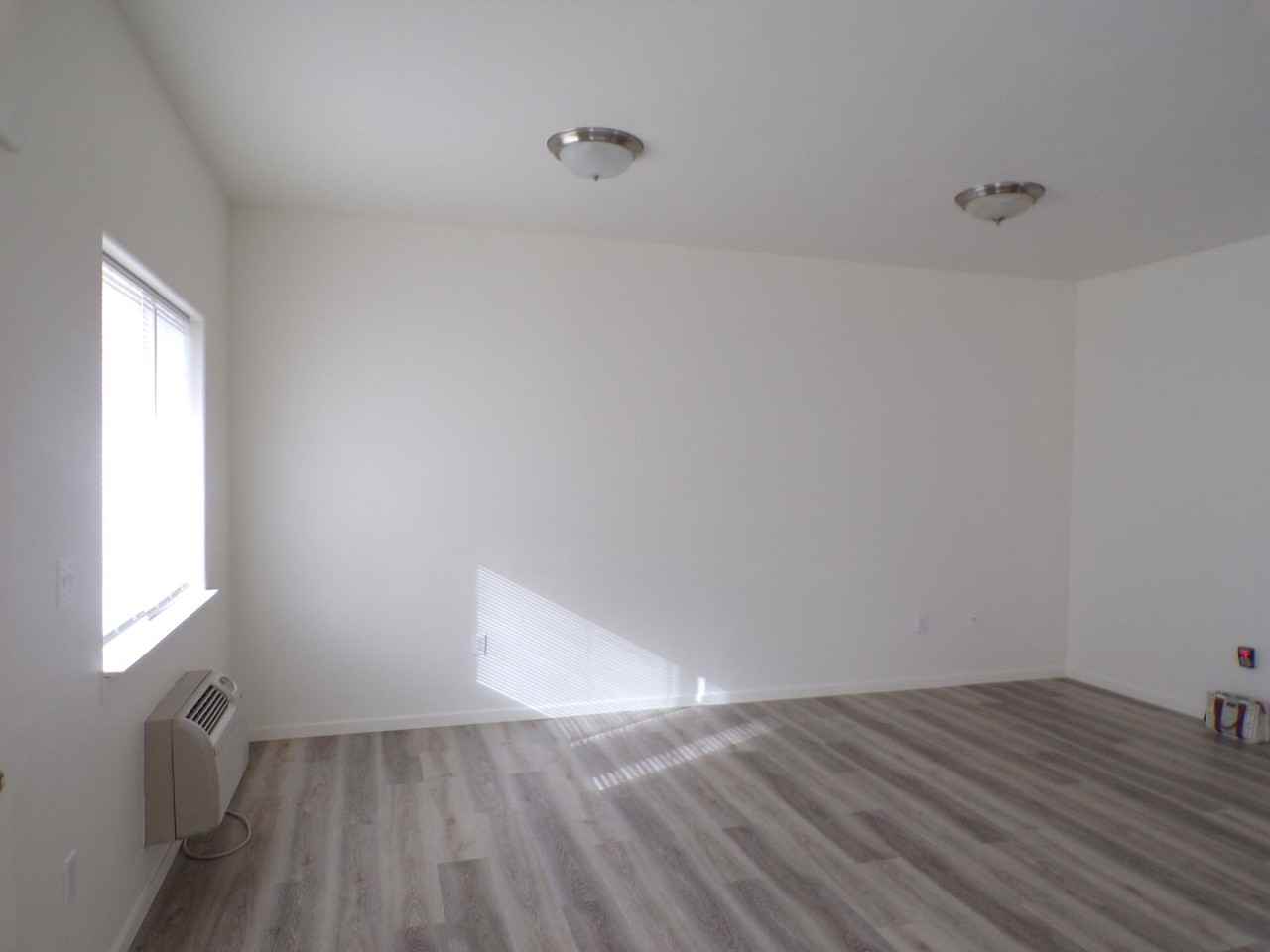 2207 Jakob Ave - Photo 3 of 21